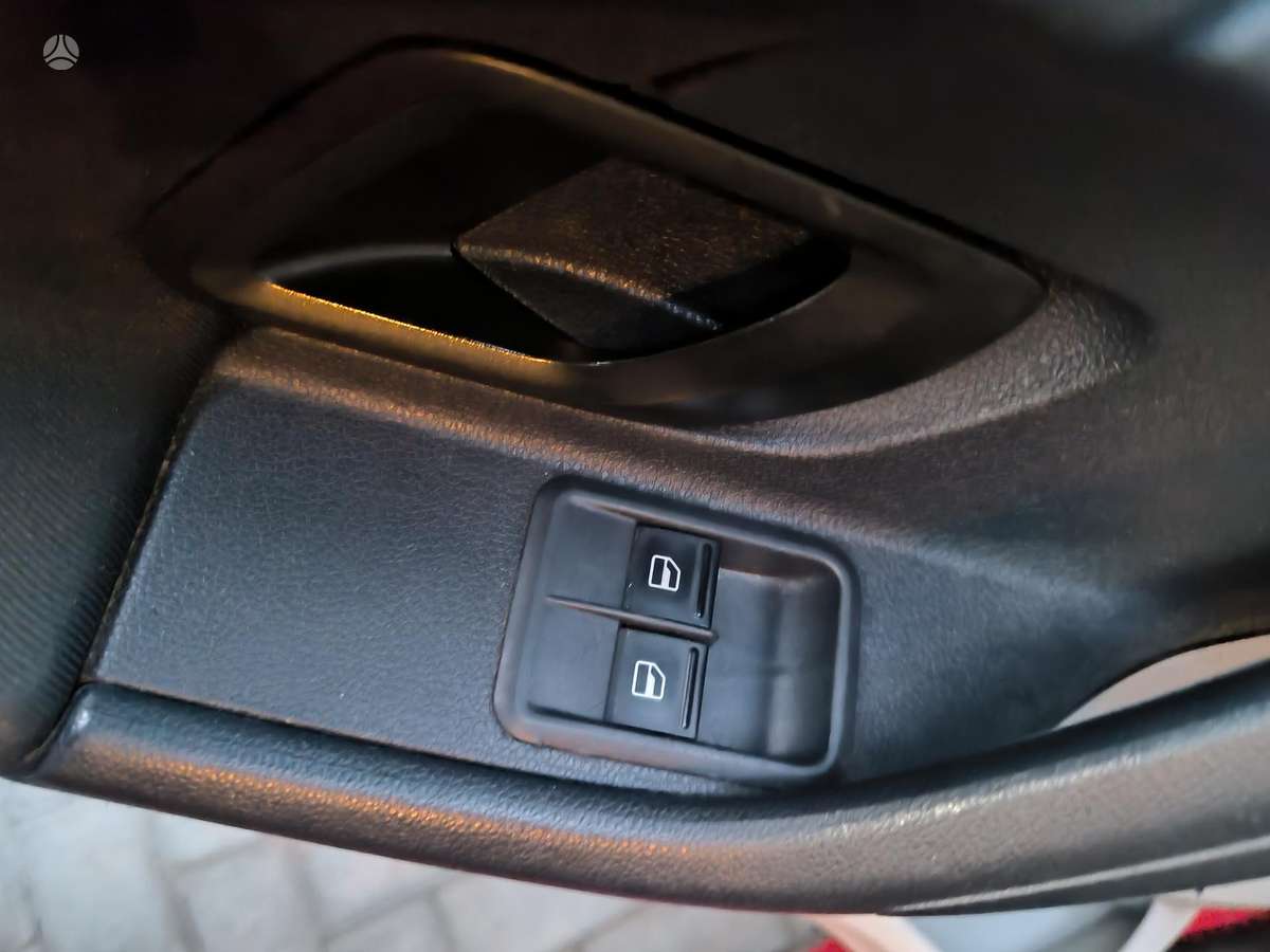 Škoda Fabia - 12