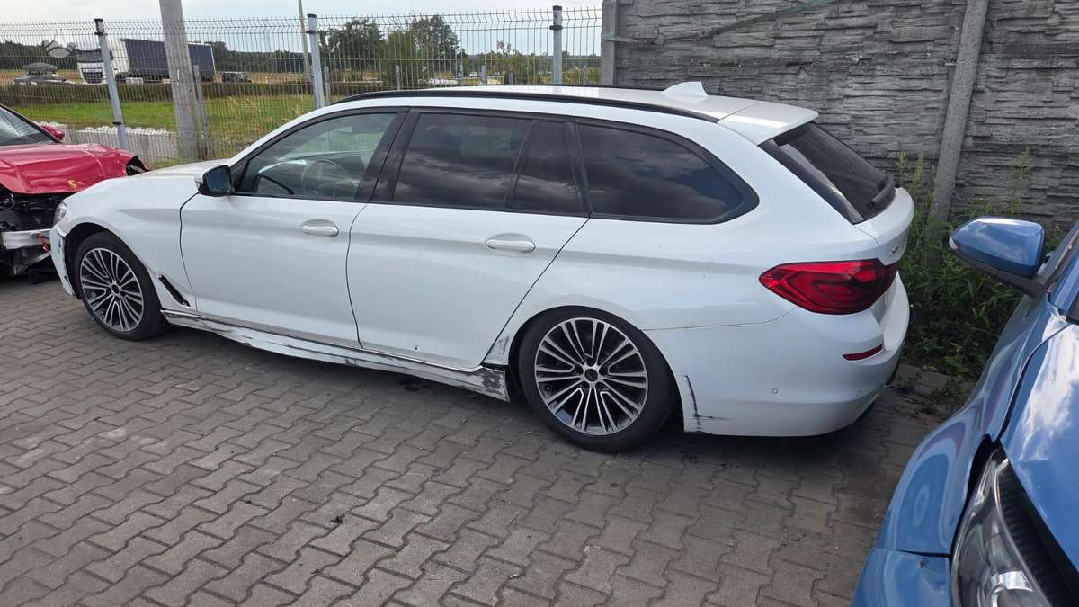 BMW 520, 2.0 l., Универсал