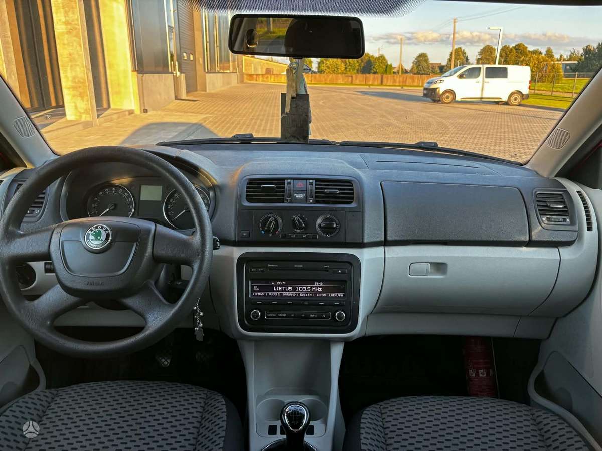 Škoda Fabia - 8