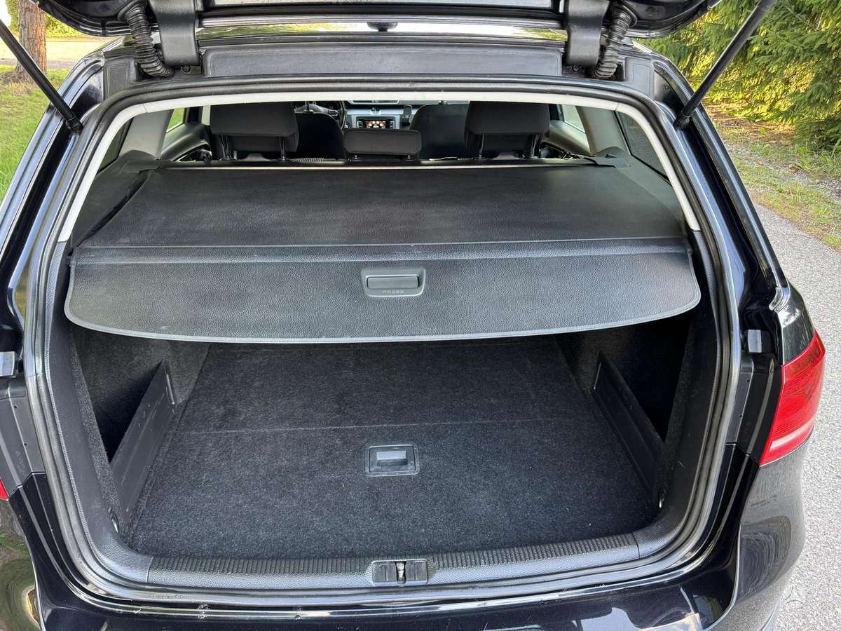 Volkswagen Passat, 2.0 l., Универсал