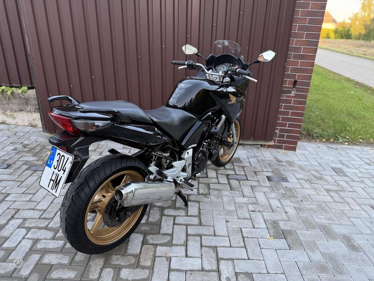Honda CBF 600cc, street / classic