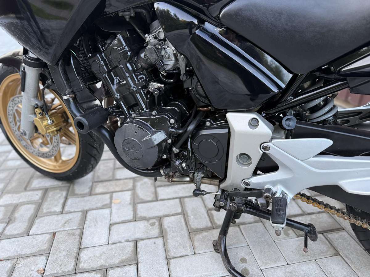 Honda CBF 600cc, street / classic