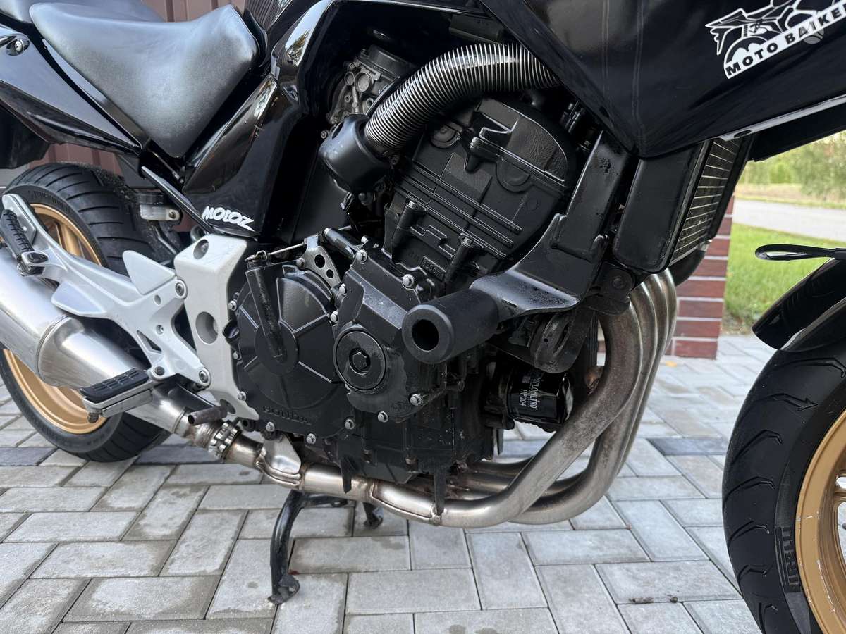 Honda CBF 600cc, street / classic