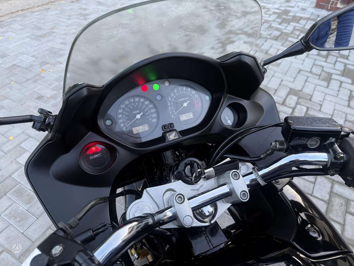 Honda CBF 600cc, street / classic