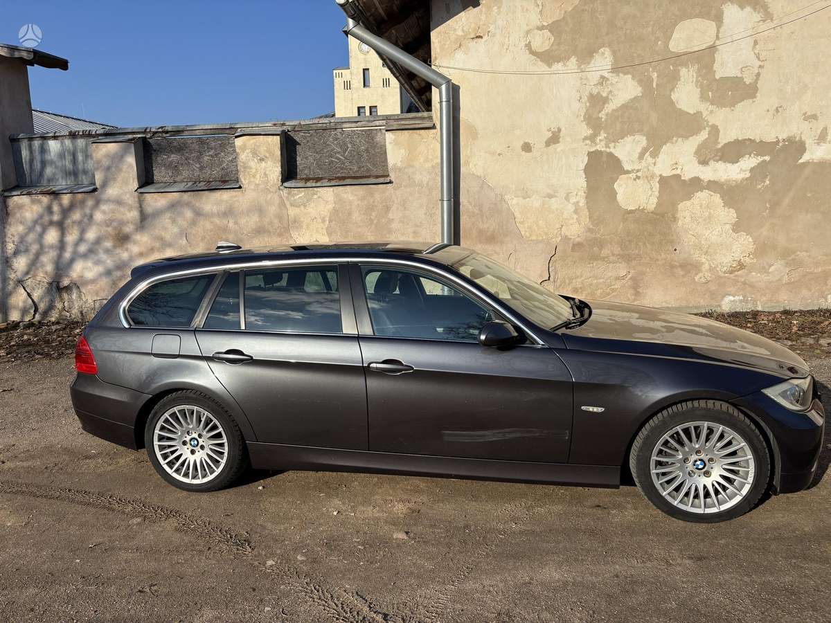BMW 330, 3.0 l., Универсал