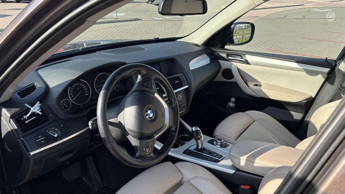 BMW X3, 3.0 l., off-road / crossover