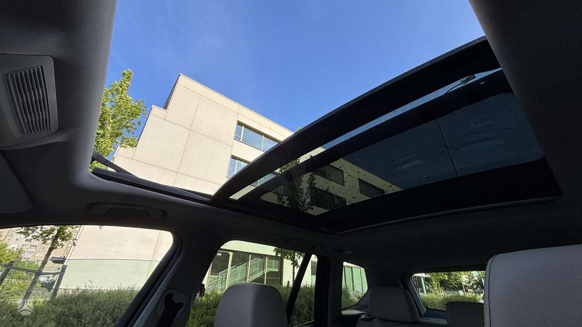 BMW X3, 3.0 l., off-road / crossover