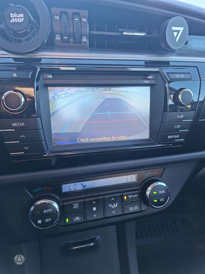 Toyota Corolla - 7