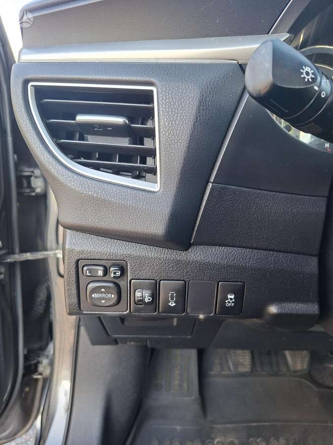 Toyota Corolla - 9