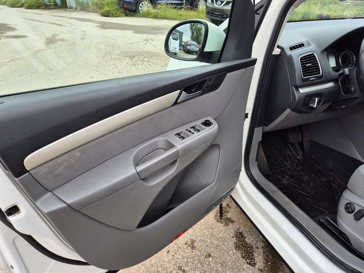 Seat Alhambra, 2.0 l., Минивэн