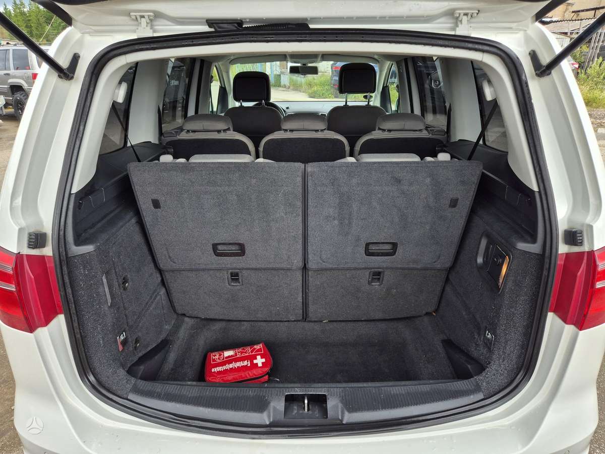 Seat Alhambra, 2.0 l., Минивэн