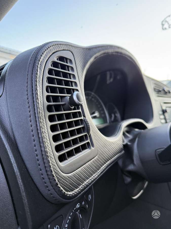 Saab 9-3, 1.9 l., Седан