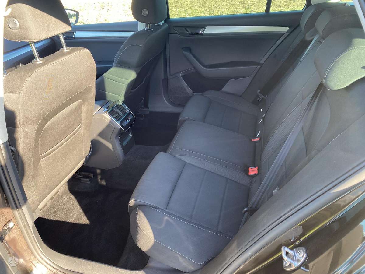 Skoda Superb, 1.6 l., Универсал