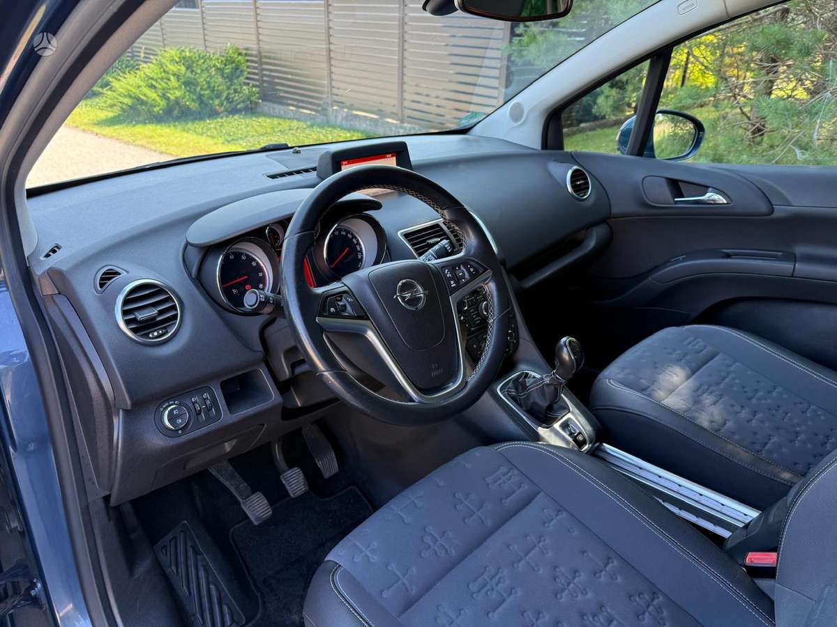 Opel Meriva, 1.4 l., Минивэн