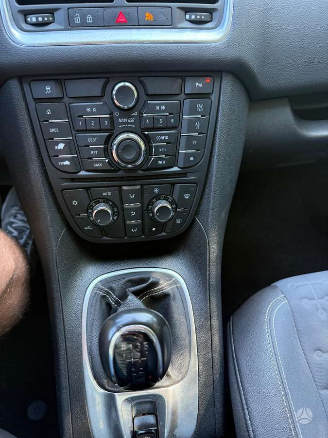 Opel Meriva, 1.4 l., Минивэн