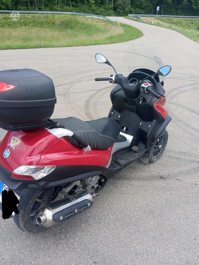 Piaggio MP3 500cc, трициклы