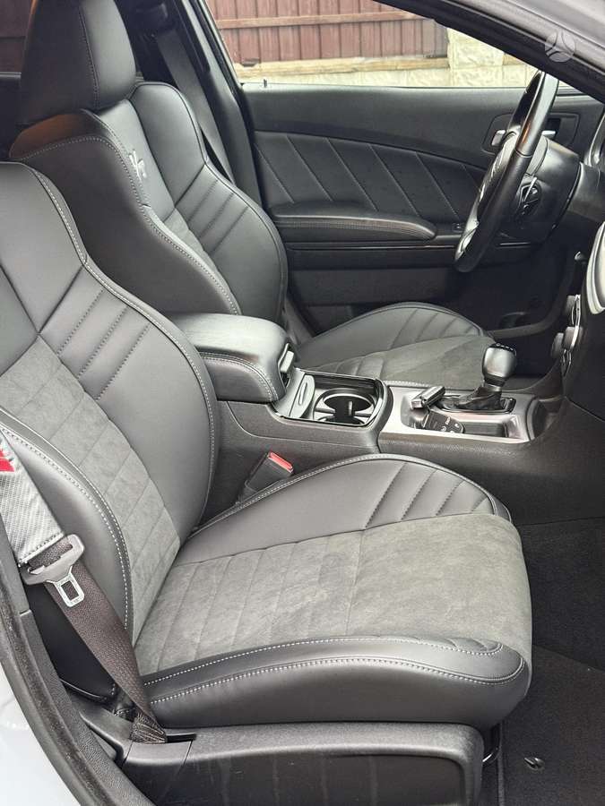 Dodge Charger, 5.7 l., Седан