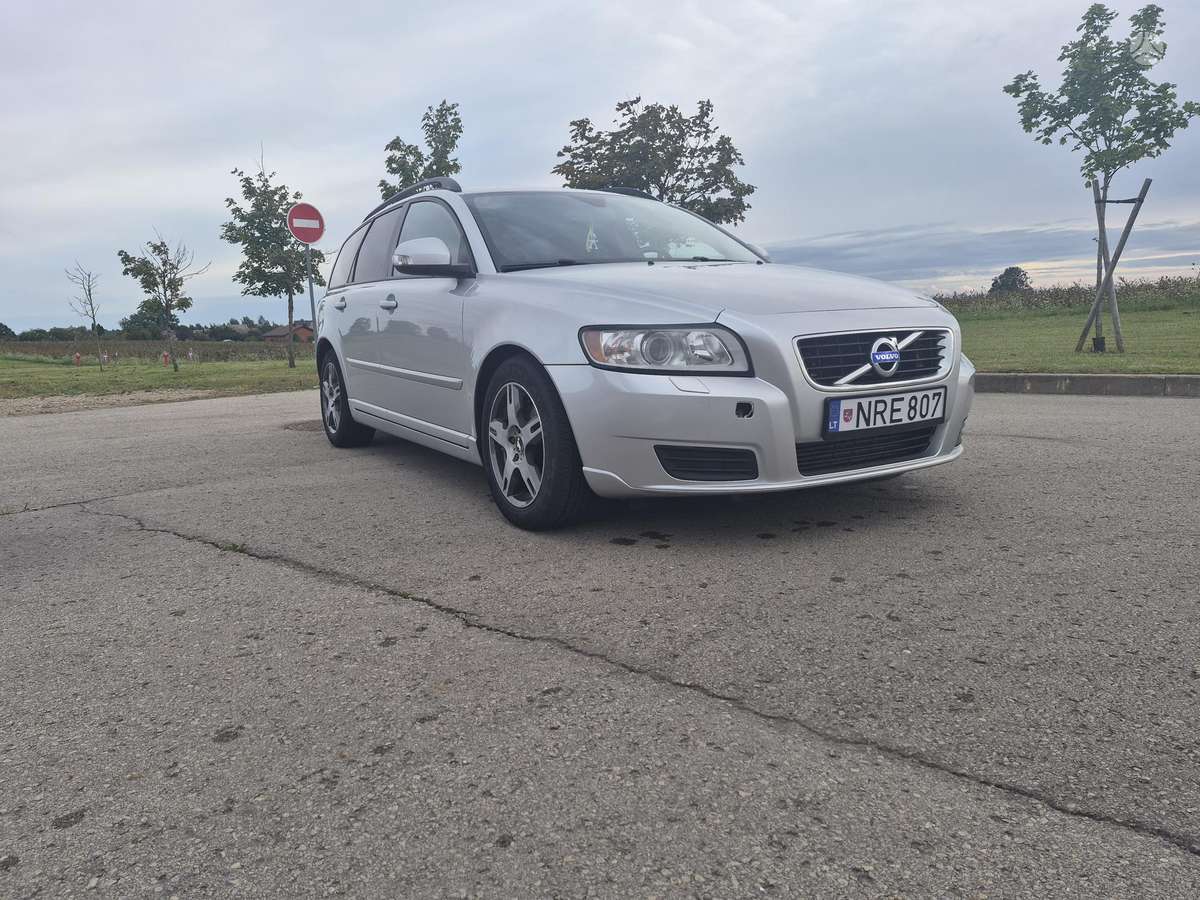 Volvo V50 - 3