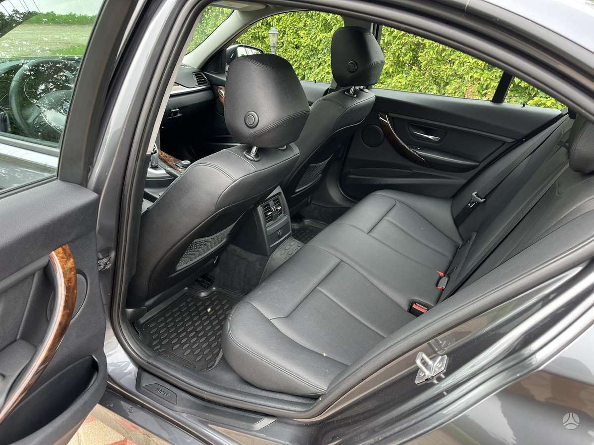 BMW 328, 2.0 l., Седан