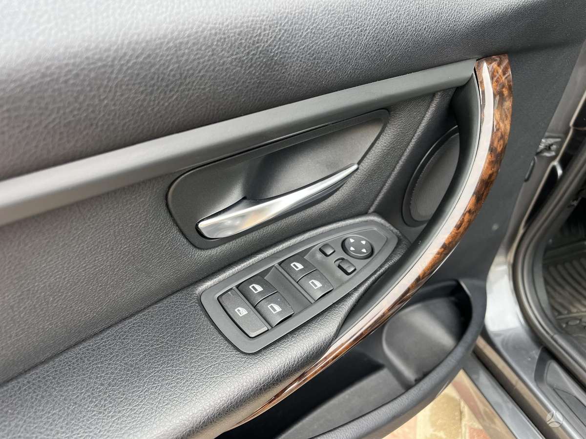 BMW 328, 2.0 l., Седан