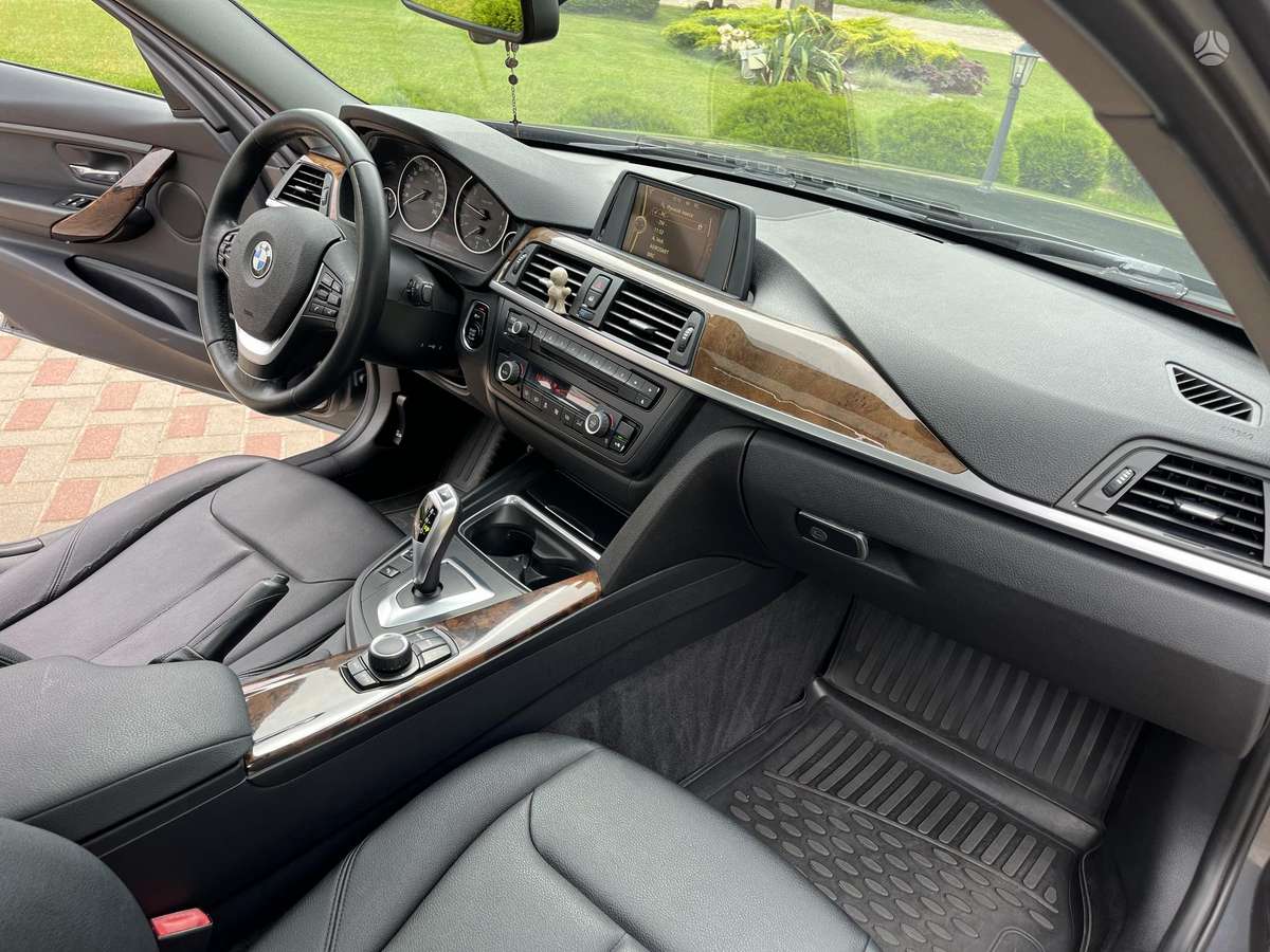 BMW 328, 2.0 l., Седан