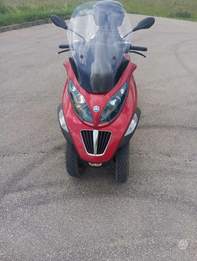 Piaggio MP3 500cc, трициклы