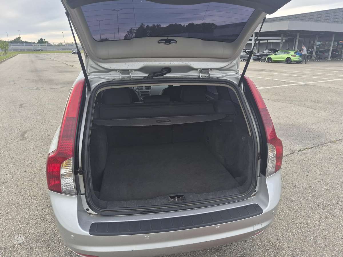 Volvo V50 - 7