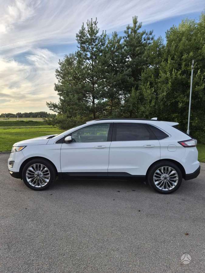 Ford Edge - 2
