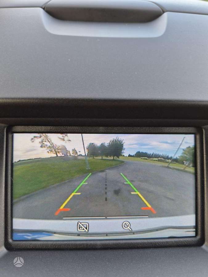 Ford Edge - 8