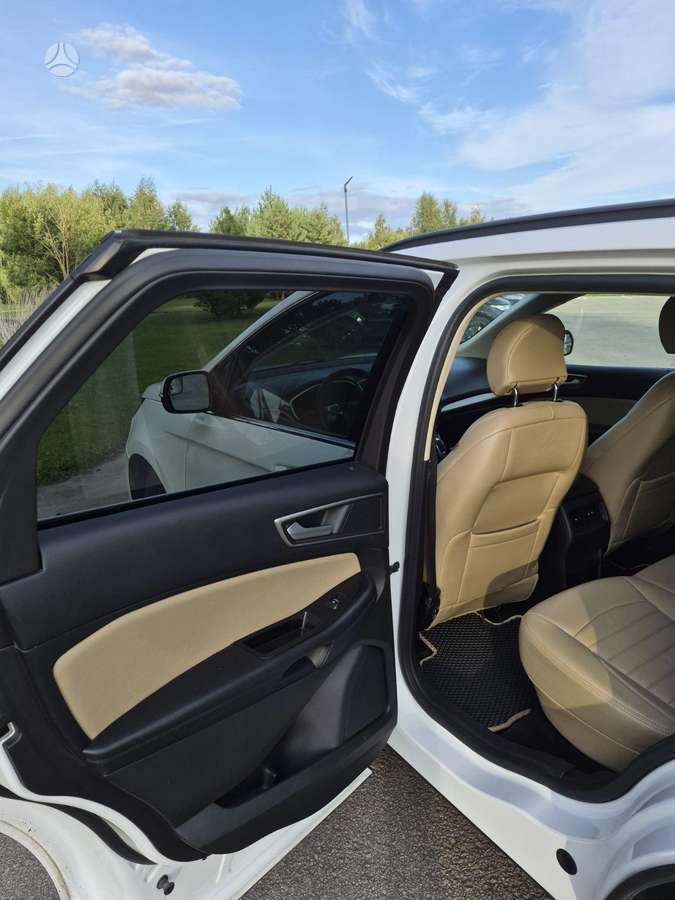 Ford Edge - 12