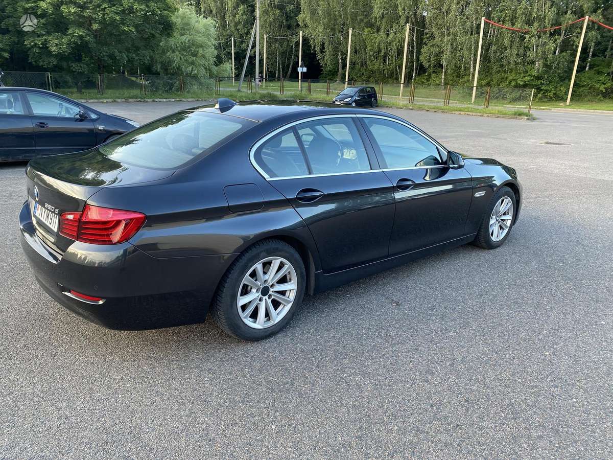 BMW 520, 2.0 l., Седан