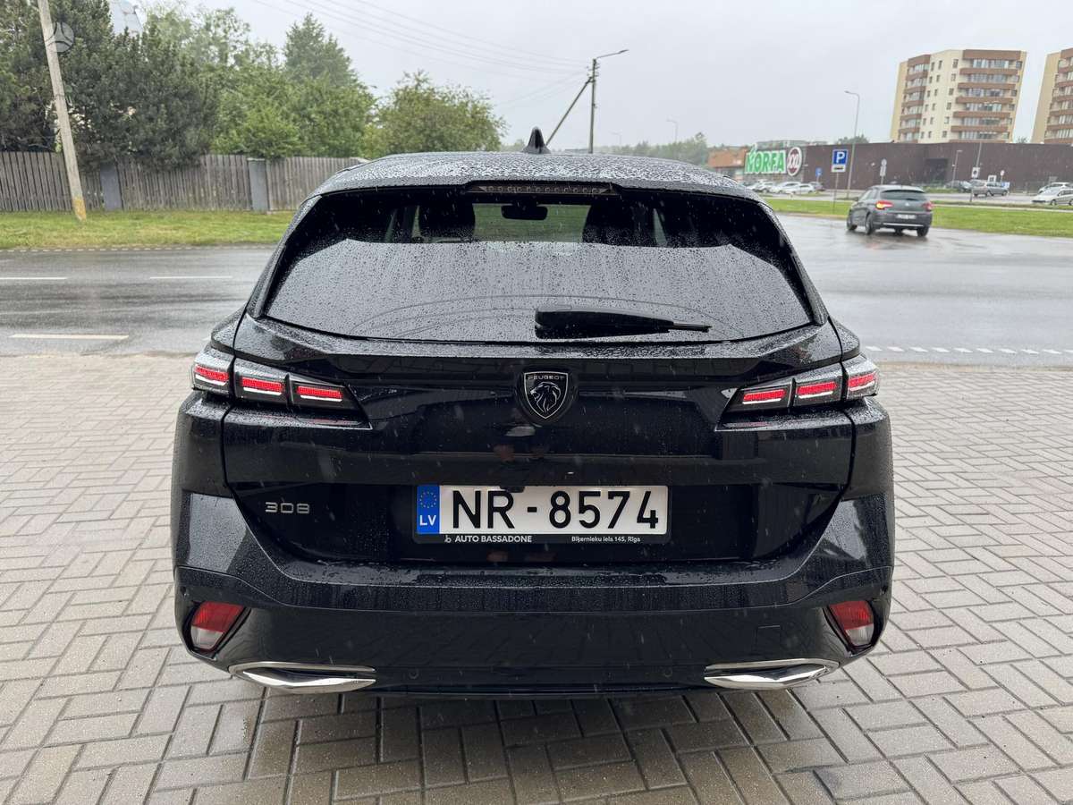 Peugeot 308, 1.2 l., Универсал