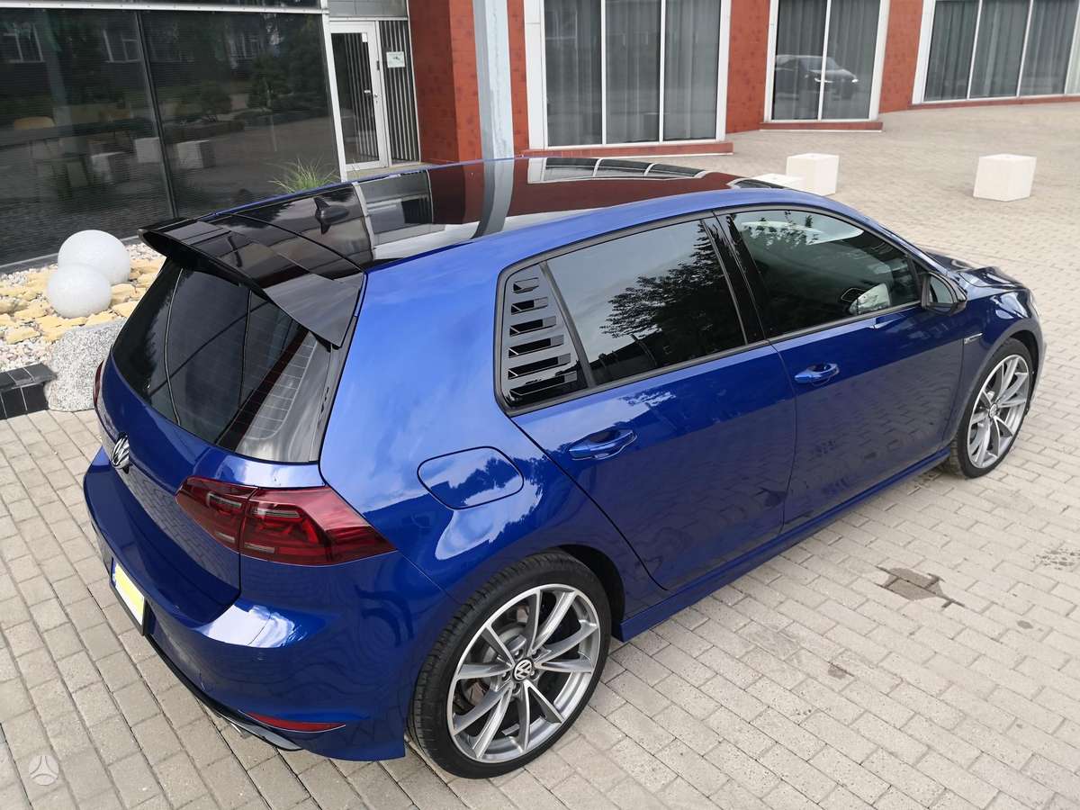 Volkswagen Golf - 4