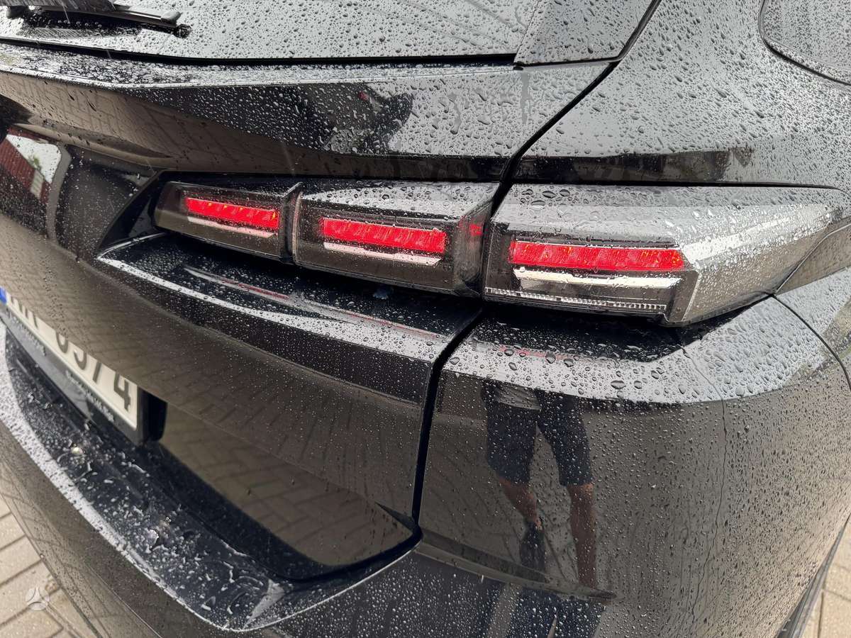 Peugeot 308, 1.2 l., Универсал