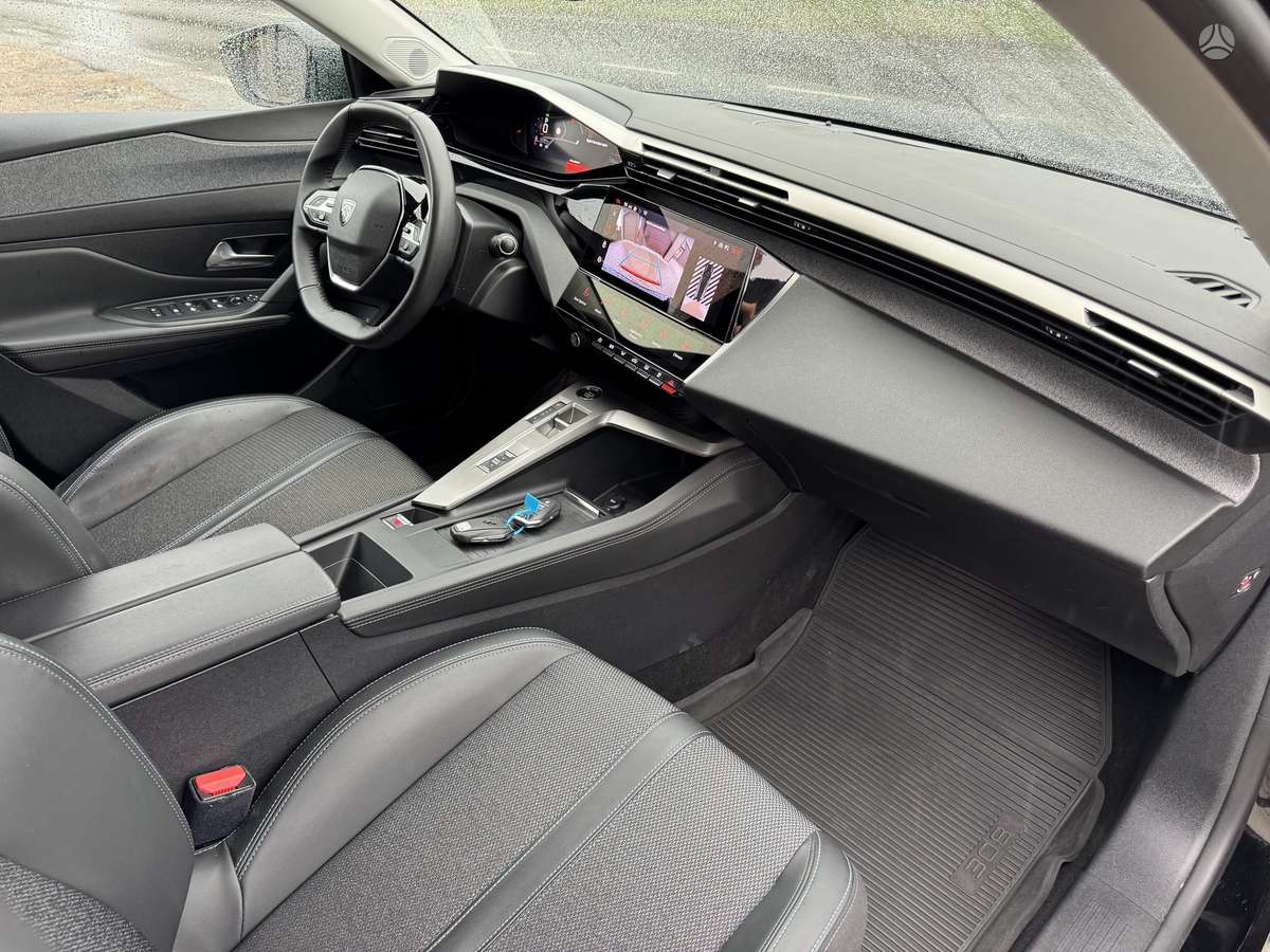 Peugeot 308, 1.2 l., Универсал