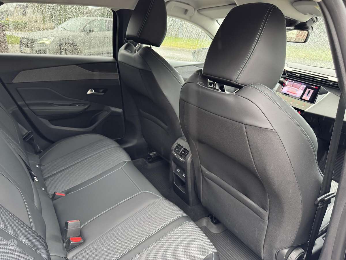Peugeot 308, 1.2 l., Универсал