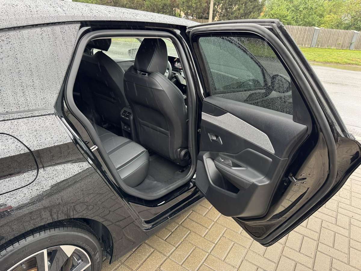 Peugeot 308, 1.2 l., Универсал