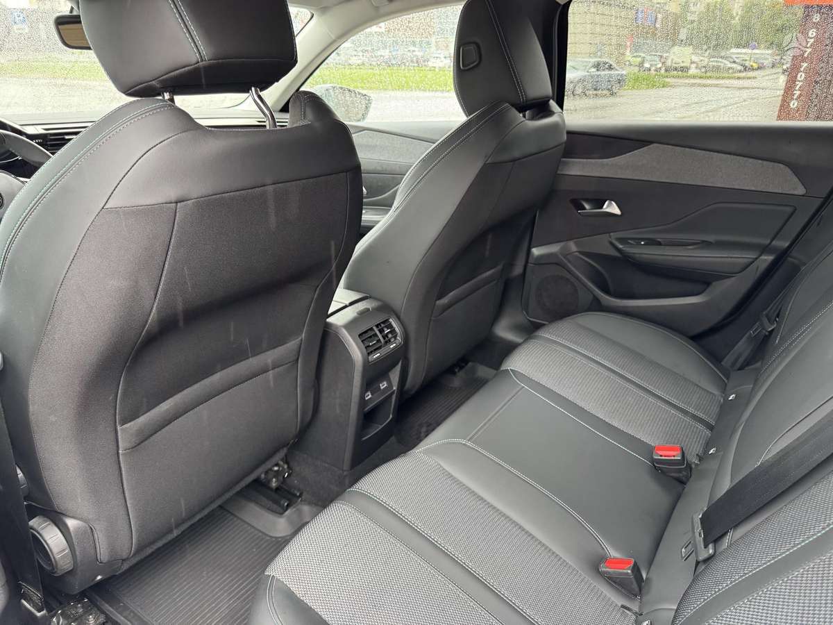 Peugeot 308, 1.2 l., Универсал