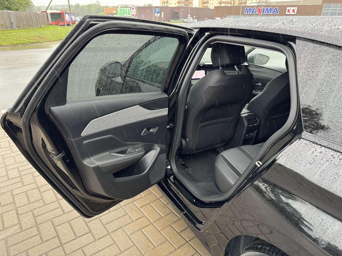 Peugeot 308, 1.2 l., Универсал