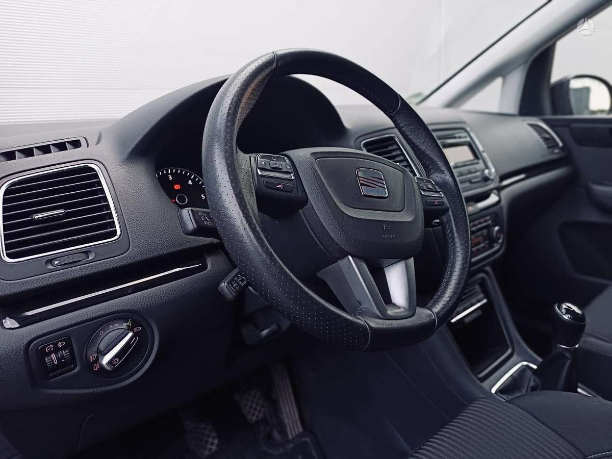 Seat Alhambra, 2.0 l., Минивэн