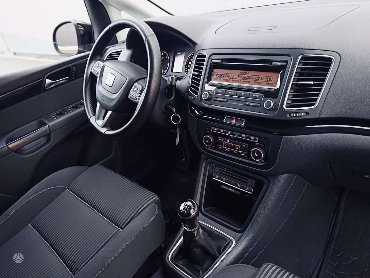 Seat Alhambra, 2.0 l., Минивэн