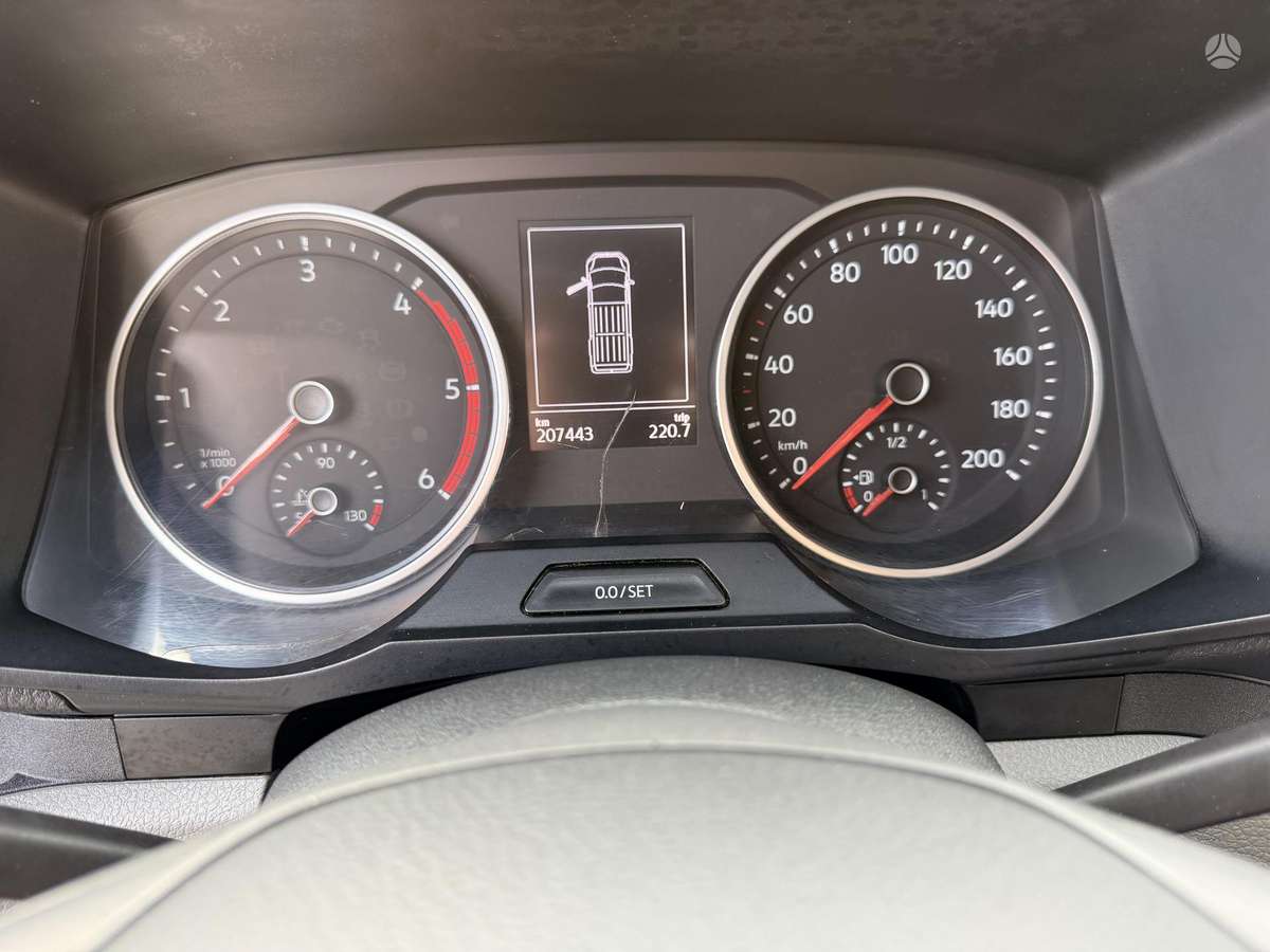 Volkswagen Crafter - 12