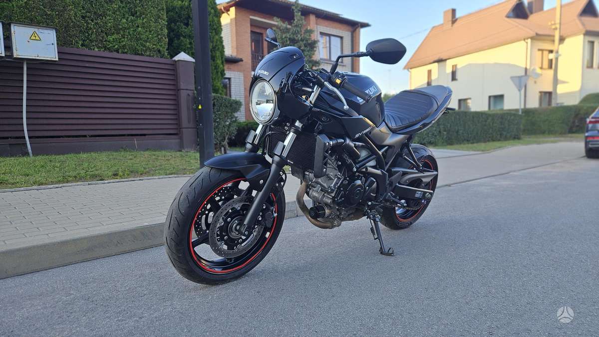 Suzuki SV 650cc, street / classic