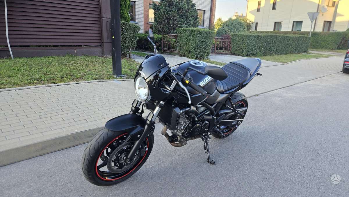Suzuki SV 650cc, street / classic