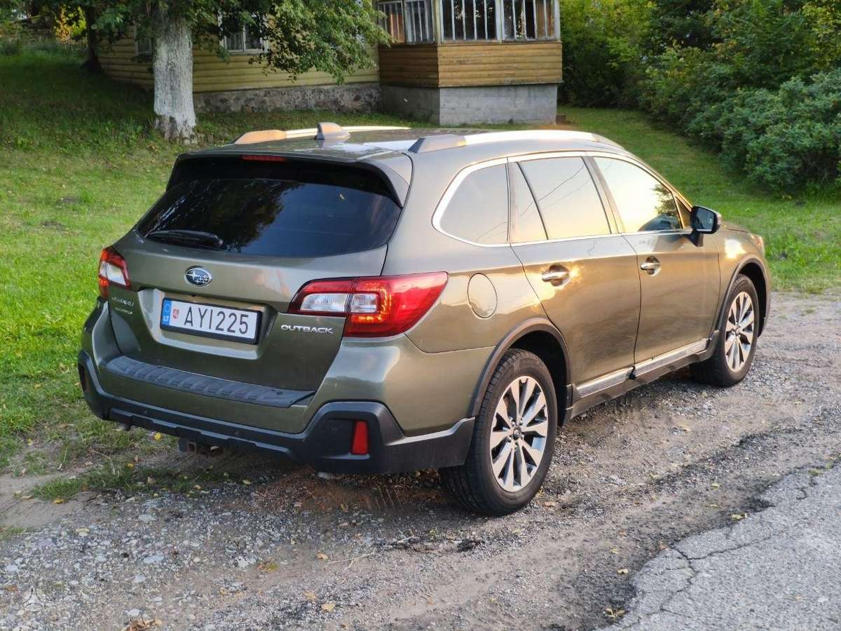 Subaru Outback - 3