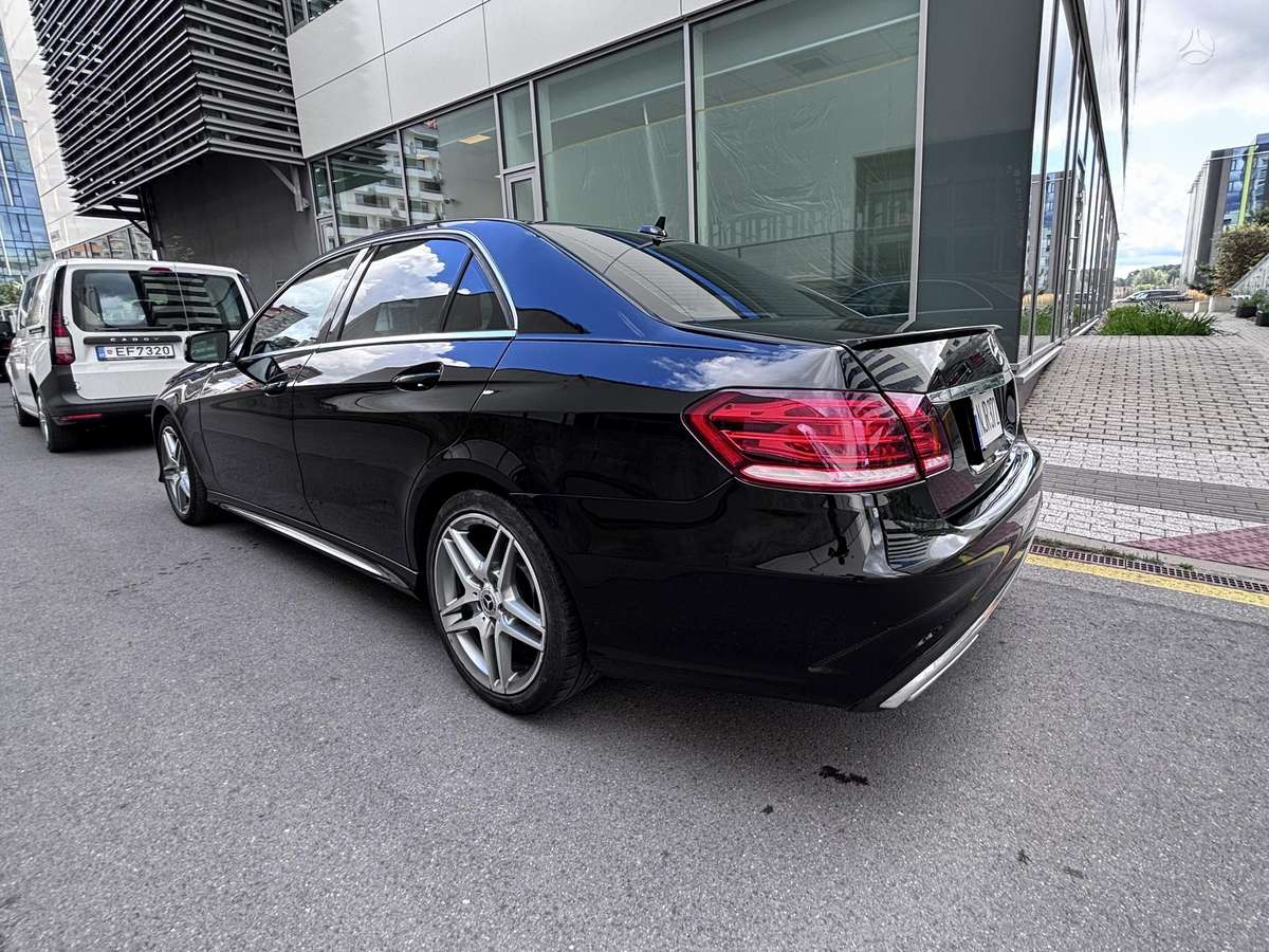 Mercedes-Benz E350, 3.5 l., Седан