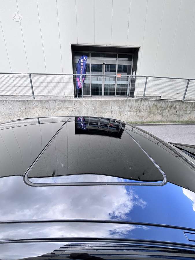 Mercedes-Benz E350, 3.5 l., Седан