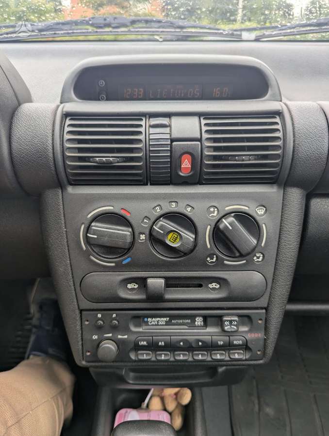 Opel Corsa, 1.4 l., hatchback