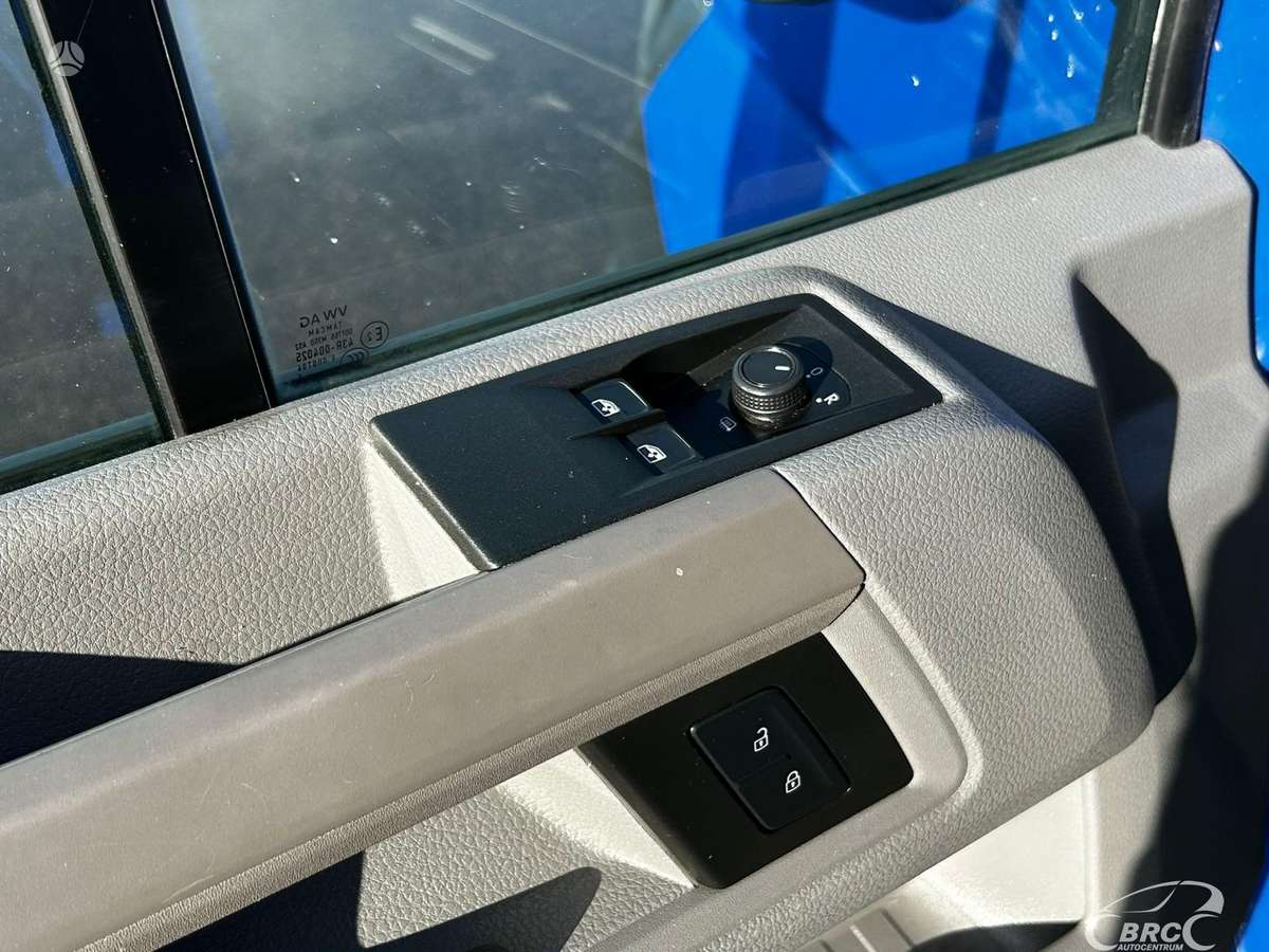 Volkswagen Crafter - 11