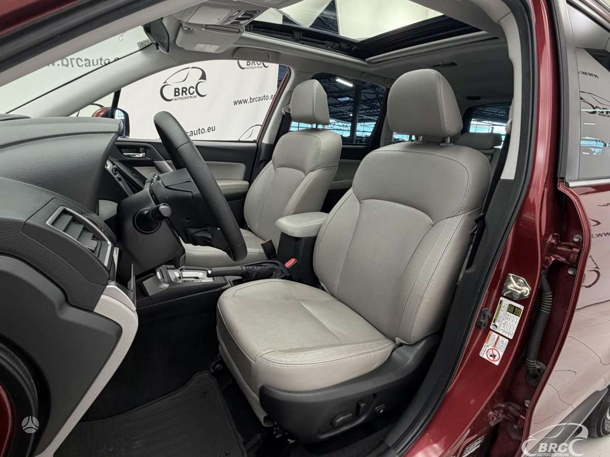 Subaru Forester, 2.5 l., off-road / crossover